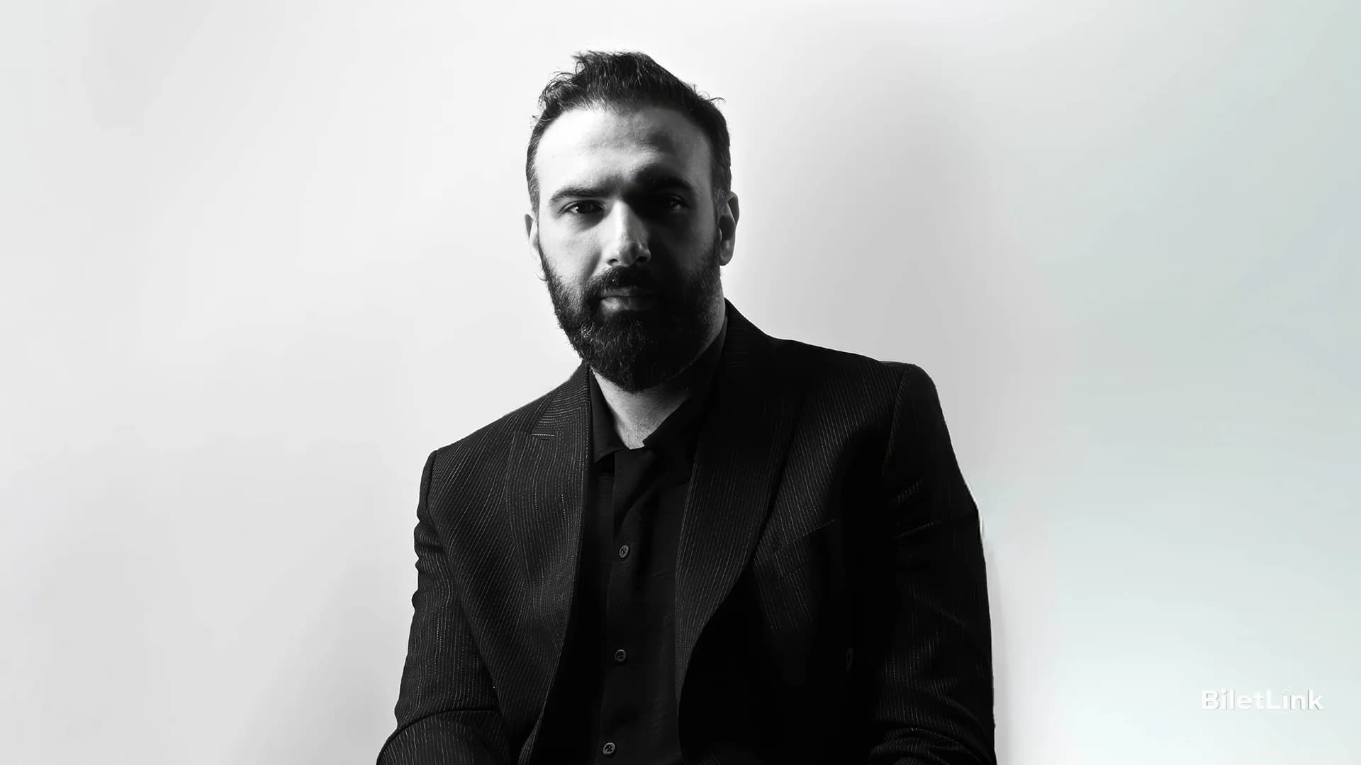Güncel Gürsel Artıktay