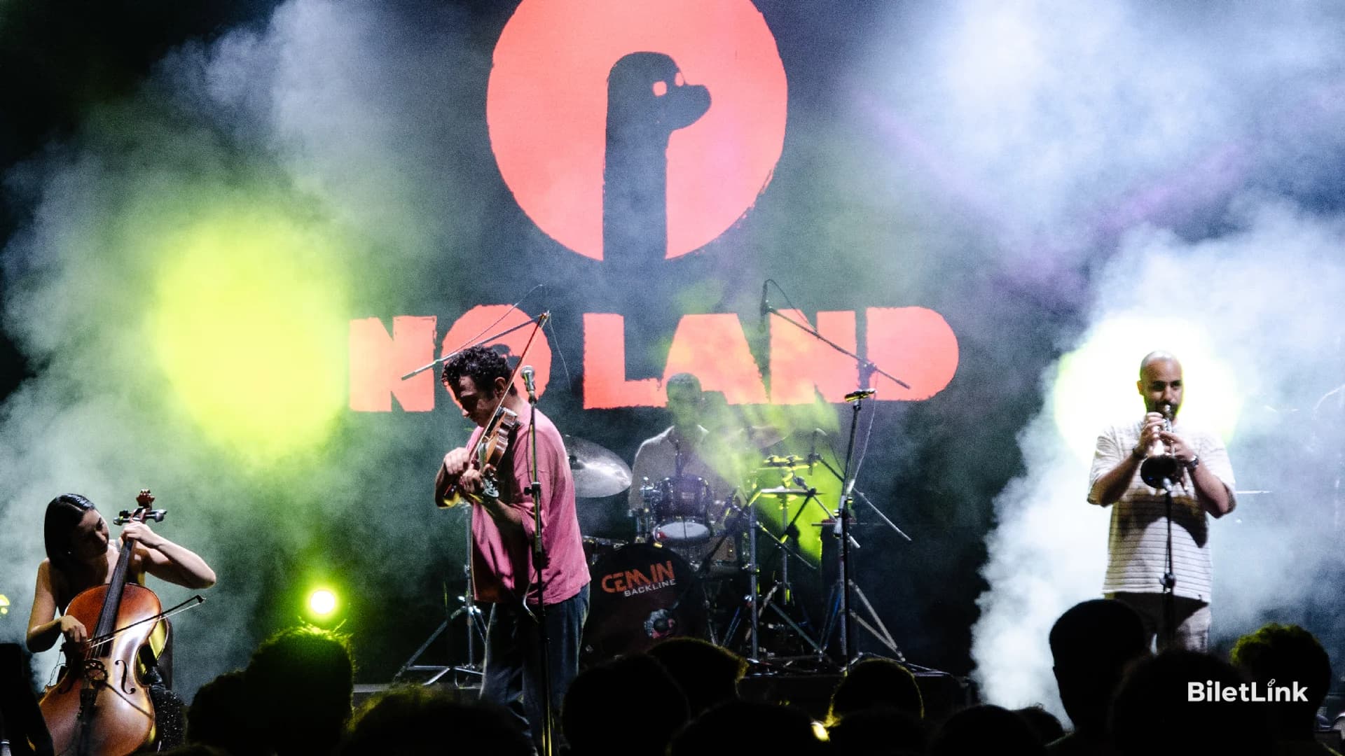 No Land Konseri