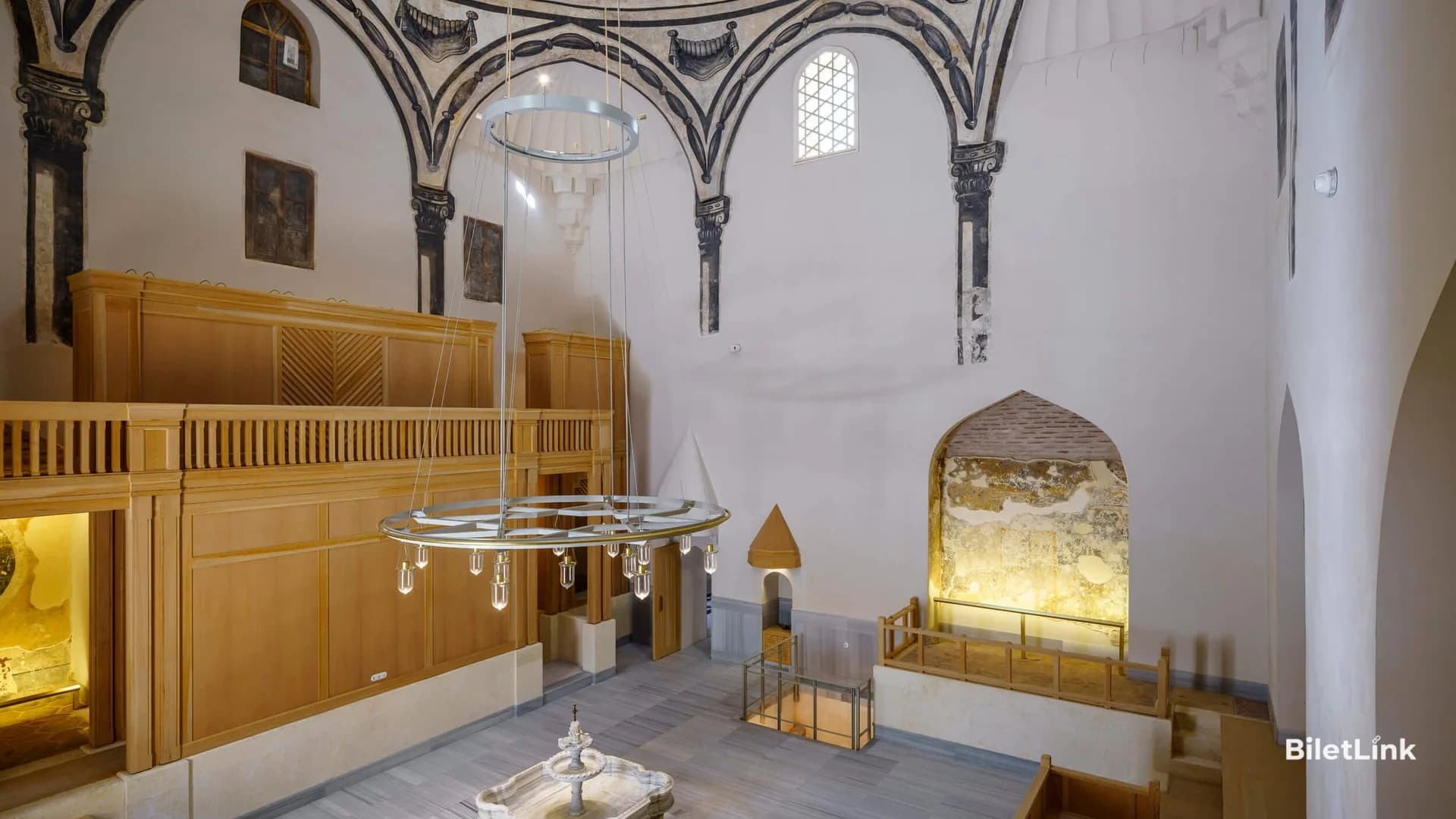 Zeyrek Çinili Hamam