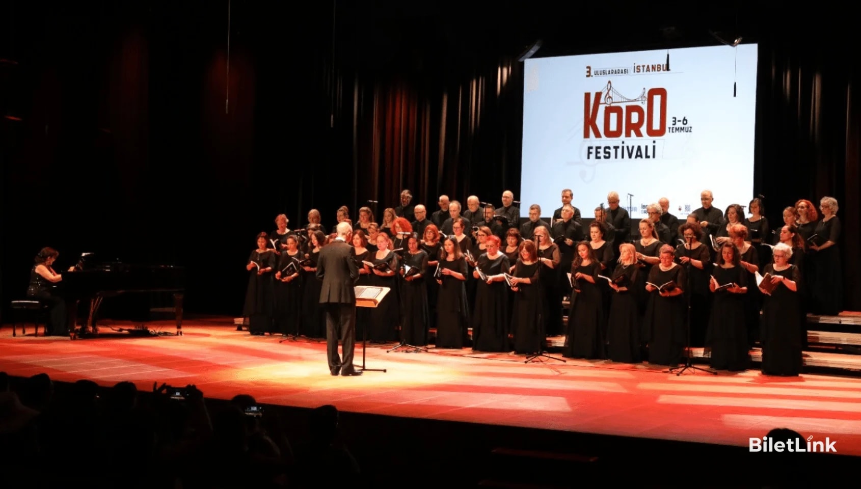 İstanbul Avrupa Korosu: Ein deutsches Requiem