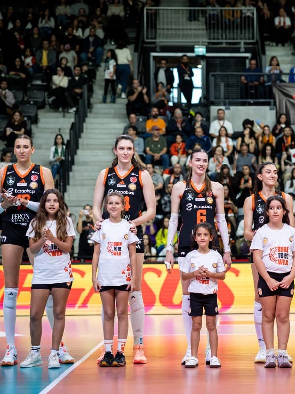Eczacıbaşı Peron İstanbul – Manisa B.Şehir BLD. Spor | Mini Tigers Seremoni Paketi